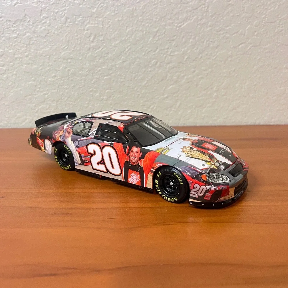 Tony Stewart 20 Home Depot 2002 Champion Action Milestones 1:24 Diecast Car NIB
